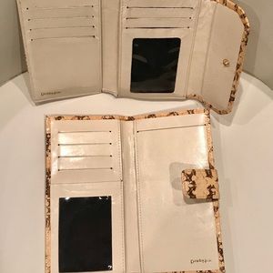 Danielle Nicole Bags - Danielle Nicole Snakeskin Leather Wallet Set Danielle Nicole Bags - Danielle Nicole Snakeskin Leather Wallet Set